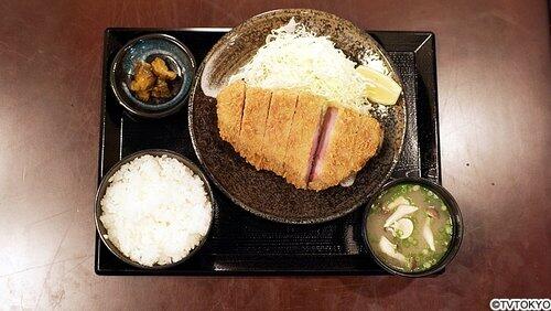 Shoulder Rosukatsu Set Meal of Honcho, Ageo City, Saitama Prefecture Shoulder Rosukatsu Set Meal of Honcho, Ageo City, Saitama Prefecture