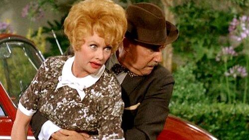 Lucy and the Ring-a-Ding-Ding Lucy and the Ring-a-Ding-Ding