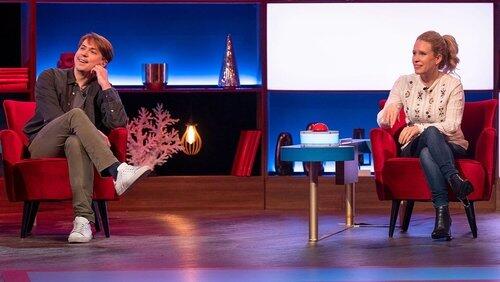 Lucy Beaumont, Shazia Mirza, Joe Thomas and Jake Wood (2/5) Lucy Beaumont, Shazia Mirza, Joe Thomas and Jake Wood (2/5)