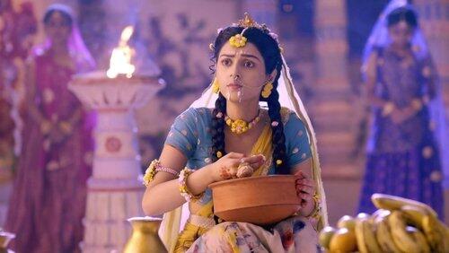 Radha Stuns Her Family Radha Stuns Her Family