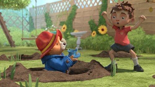 Paddington Finds Buried Treasure Paddington Finds Buried Treasure