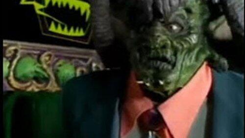 One Day at HorrorLand (2)