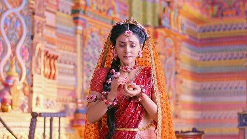 Radha makes a sacrifice Radha makes a sacrifice
