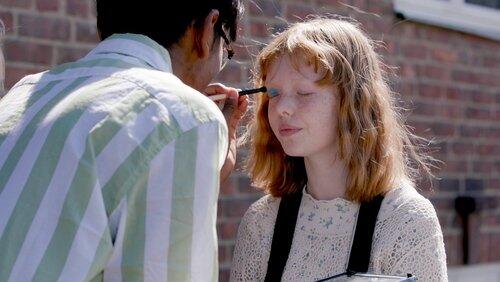Make up Make up