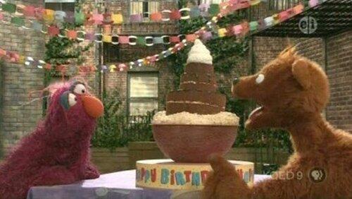 Curly Bear Chases Birthday Cake Curly Bear Chases Birthday Cake