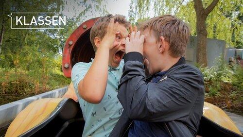 Sick prank in amusement park? Sick prank in amusement park?