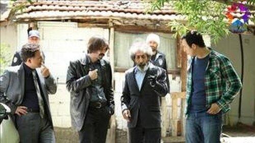 Sular Bulanırken Sular Bulanırken