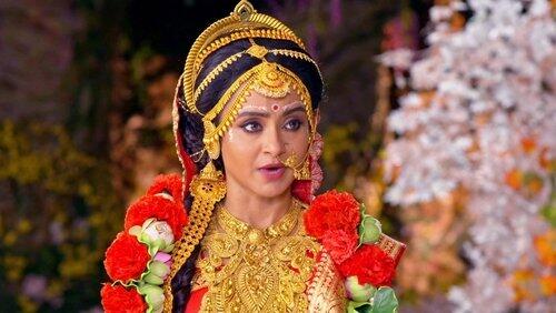 Dilemma Strikes Draupadi Dilemma Strikes Draupadi