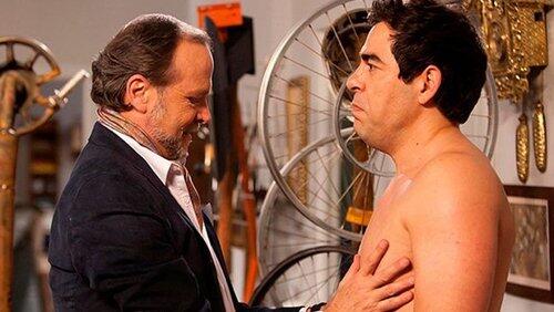 Una tubería podrida, un chatarrero conceptual y el primer motepinario puro