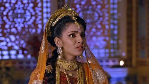 Lakshmana confronts Saambh Lakshmana confronts Saambh