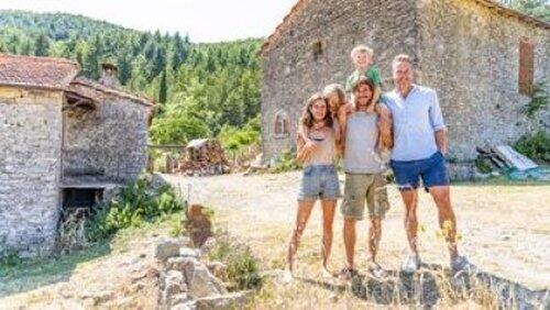 Italy – Tuscan Hills – George & Sophie Italy – Tuscan Hills – George & Sophie