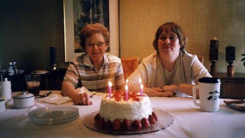 Mimi and Dona Mimi and Dona