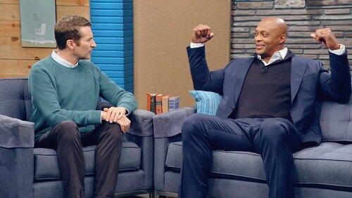 Eddie George Wears a Navy Suit and Half-Zip Pullover Eddie George Wears a Navy Suit and Half-Zip Pullover