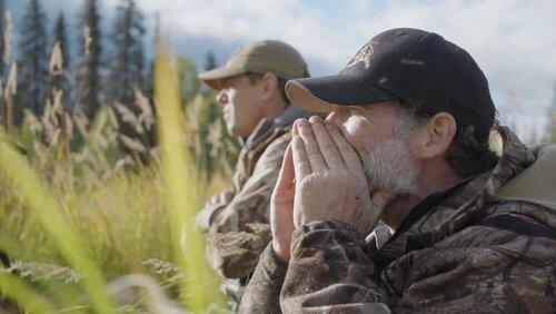 Alaska Moose: The Guide Life Alaska Moose: The Guide Life