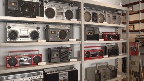 Analogue Nostalgia: Cassette Tapes Analogue Nostalgia: Cassette Tapes