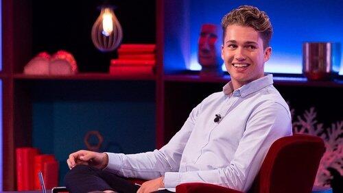 Jessie Cave, Ayesha Hazarika, Simon Hickson and AJ Pritchard (4/5) Jessie Cave, Ayesha Hazarika, Simon Hickson and AJ Pritchard (4/5)
