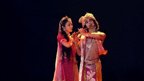 Radha, Krishna share a dance Radha, Krishna share a dance