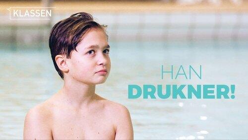 He is drowning! He is drowning!
