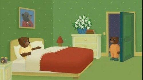 Little Brown Bear gets up early Little Brown Bear gets up early