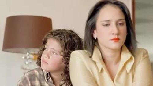 Atentan contra Pablo Escobar y su familia Atentan contra Pablo Escobar y su familia