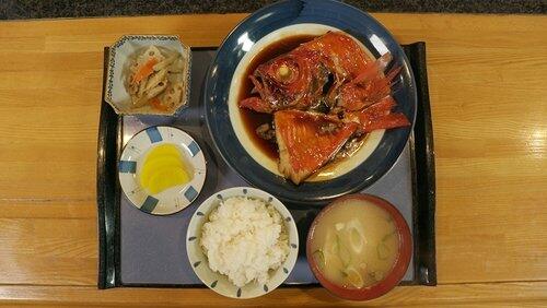 Braised Kinmedai and Gogo's Original Parfait of Ninomiya, Naka-gun, Kanagawa Prefecture Braised Kinmedai and Gogo's Original Parfait of Ninomiya, Naka-gun, Kanagawa Prefecture