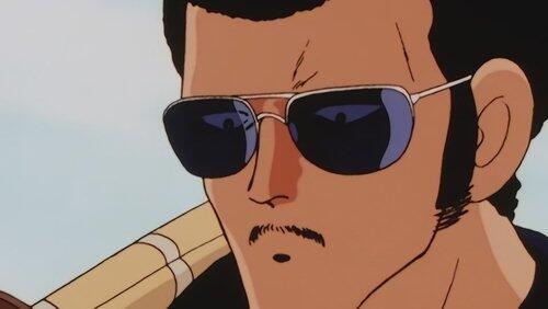 The secret behind the sunglasses! What kind of person is Kashiwaba? The secret behind the sunglasses! What kind of person is Kashiwaba?