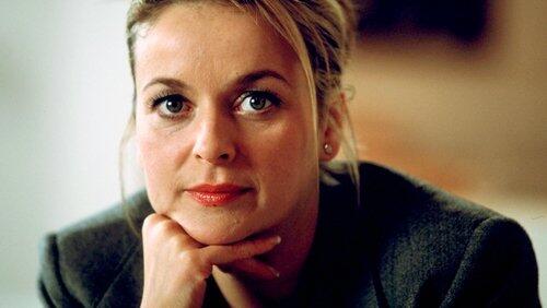 Julia Sawalha Julia Sawalha