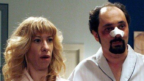 Un moroso, un secuestro y un armario en el rellano Un moroso, un secuestro y un armario en el rellano