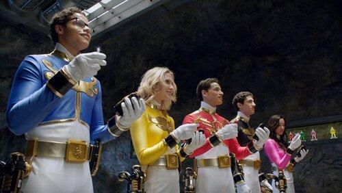 Super Megaforce (3) Super Megaforce (3)