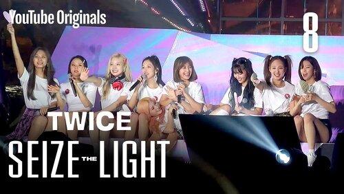 TWICE 'LIGHTS' to Everyone