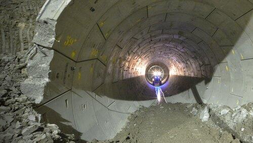 Super Tunnel Super Tunnel