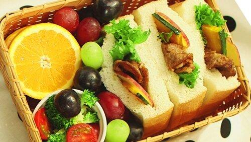 Sukiyaki & Japanese Style Sandwich Sukiyaki & Japanese Style Sandwich