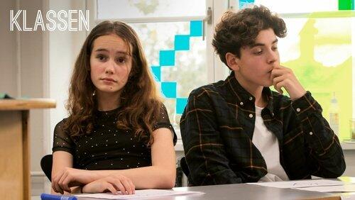 The school's (un) perfect couple The school's (un) perfect couple