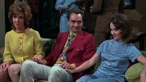 Howard the Swinger Howard the Swinger