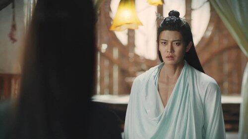 Chang Yi pulls out the scales to save Ji Yun He Chang Yi pulls out the scales to save Ji Yun He