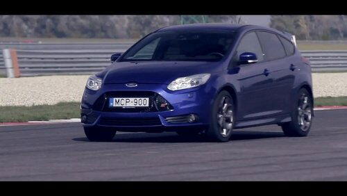 Ford Focus ST, Toyota Prius Plus – és meghaltunk egy kicsit Ford Focus ST, Toyota Prius Plus – és meghaltunk egy kicsit