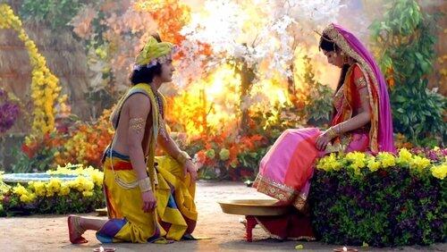 Krishna Worships Radha Krishna Worships Radha