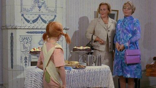 Pippi är sakletare och går på kalas Pippi är sakletare och går på kalas