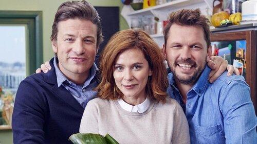 Anna Friel, Meatball Subs and Homemade Mozzarella Anna Friel, Meatball Subs and Homemade Mozzarella