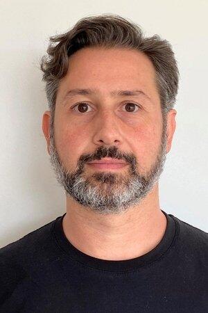 Kasra Farahani Kasra Farahani