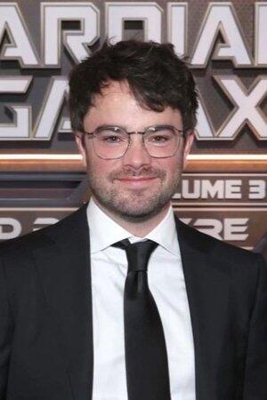 Simon Hatt Simon Hatt