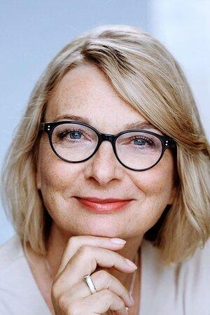 Annette Reeker Annette Reeker