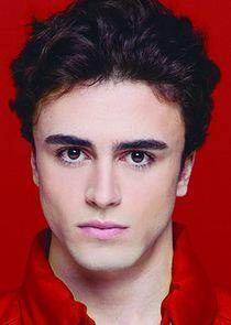 Itzan Escamilla Itzan Escamilla