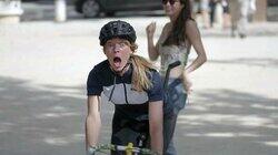 Cykelkaos och svartsjukedrama Cykelkaos och svartsjukedrama