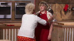 Viral Sensations: Surviving Worst Cooks Viral Sensations: Surviving Worst Cooks
