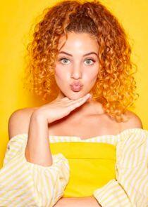 photo of Sofie Dossi photo of Sofie Dossi