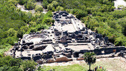 Stone Secrets of Kilwa Island Stone Secrets of Kilwa Island