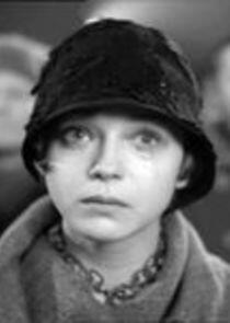 Васнецова машинистка в конторе, где служил Шариков Васнецова машинистка в конторе, где служил Шариков
