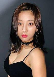 photo of Seungyeon photo of Seungyeon