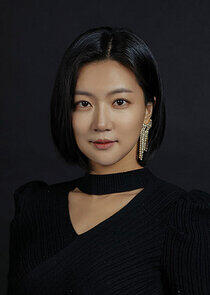 Lee Hye Ji / Bae Do Eun